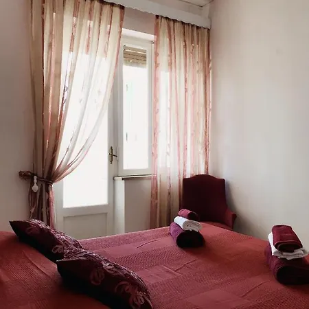 Casa Zi' Peppe Διαμέρισμα Capranica